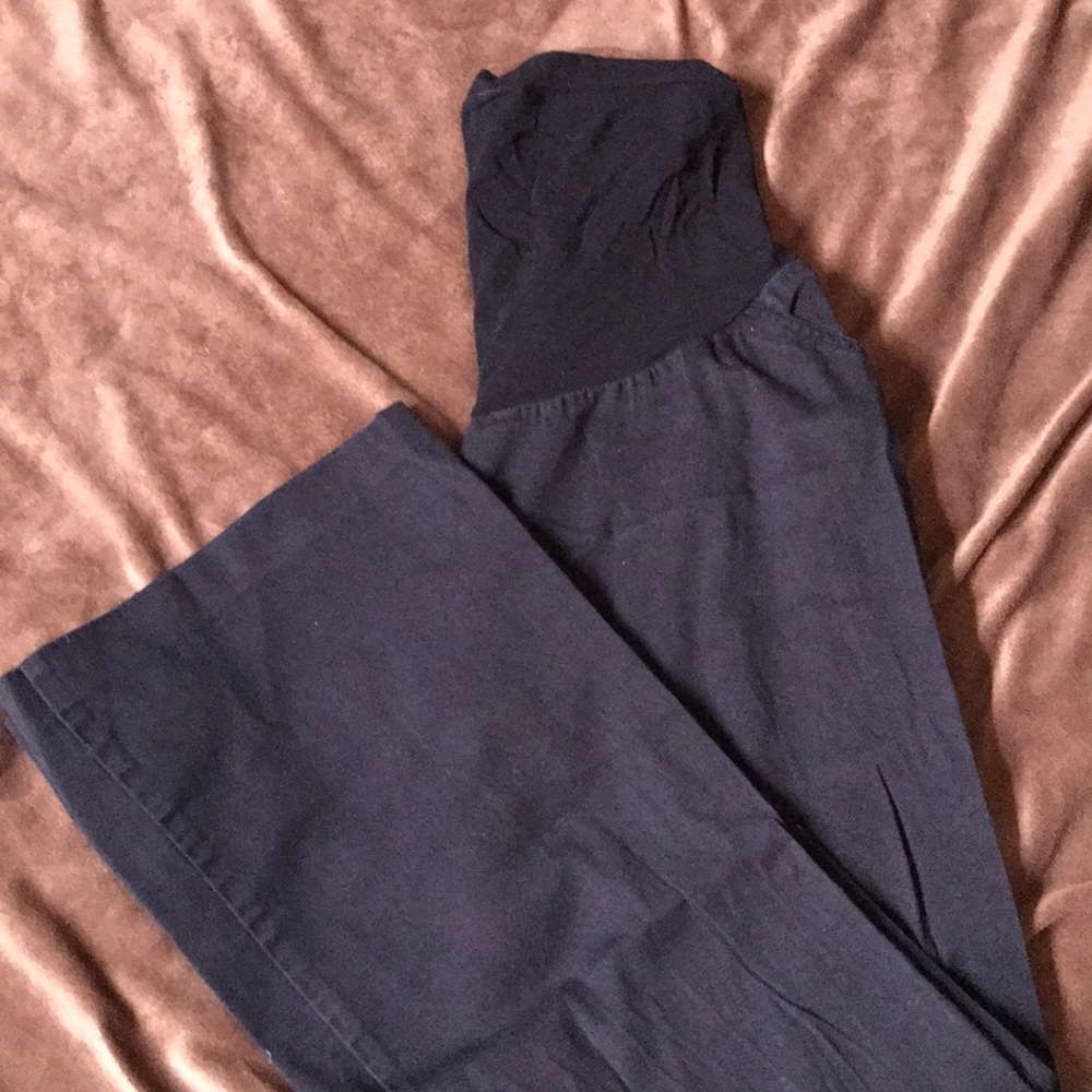 🤰🏽 3/$20 black maternity khakis
